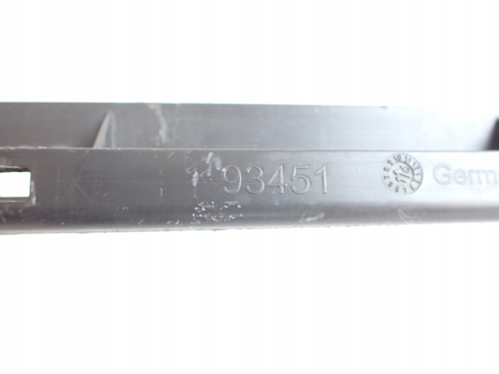 Молдинг кронштейн поріг audi a8 d4 ліва перед 93451 Доставка