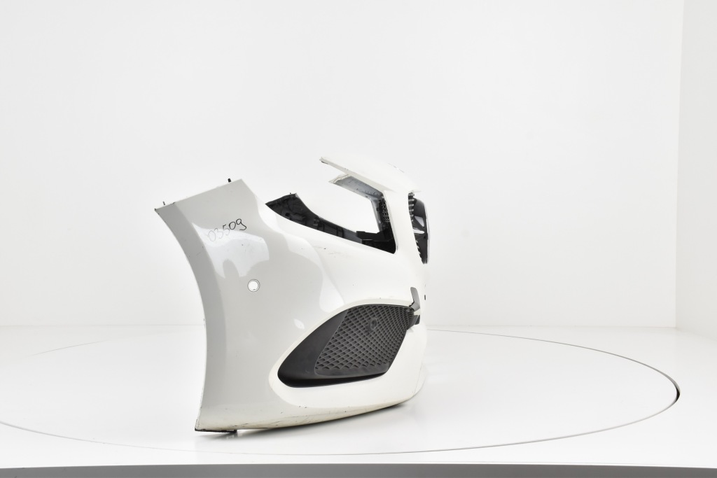 Mercedes a-klasa w176 176 рестайлинг  amg line 2016- бампер передний с Разборки