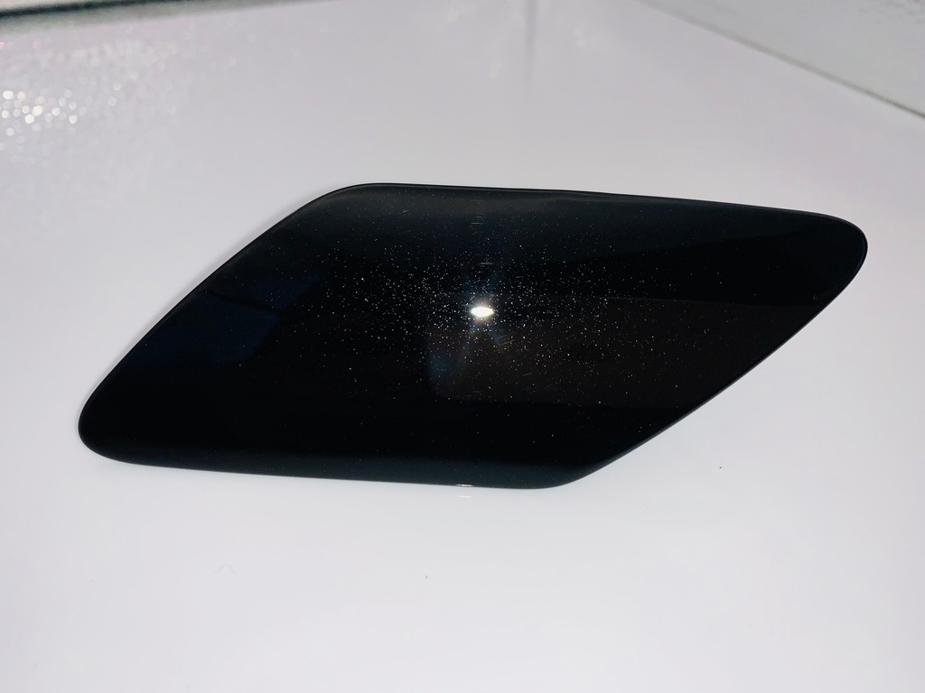 фото №1, Заглушка распылителя porsche cayenne turbo цвета