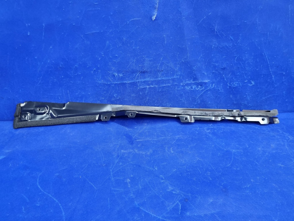 Audi a5 f5 кабриолет  левая защита кронштейн кронштейн оригинал 8w7809889a с Разборки