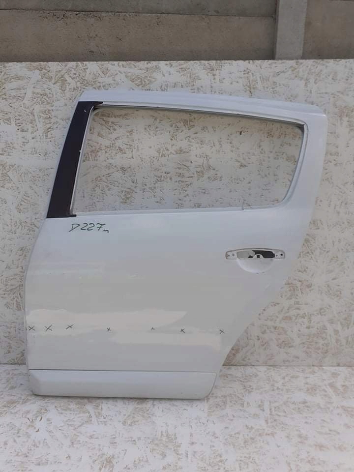 фото №1, Дверь левая задние задняя dacia sandero i 1 08-12