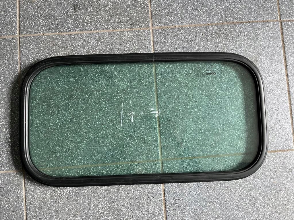 фото №1, Iveco daily стекло w ściane перегородочная po 2014