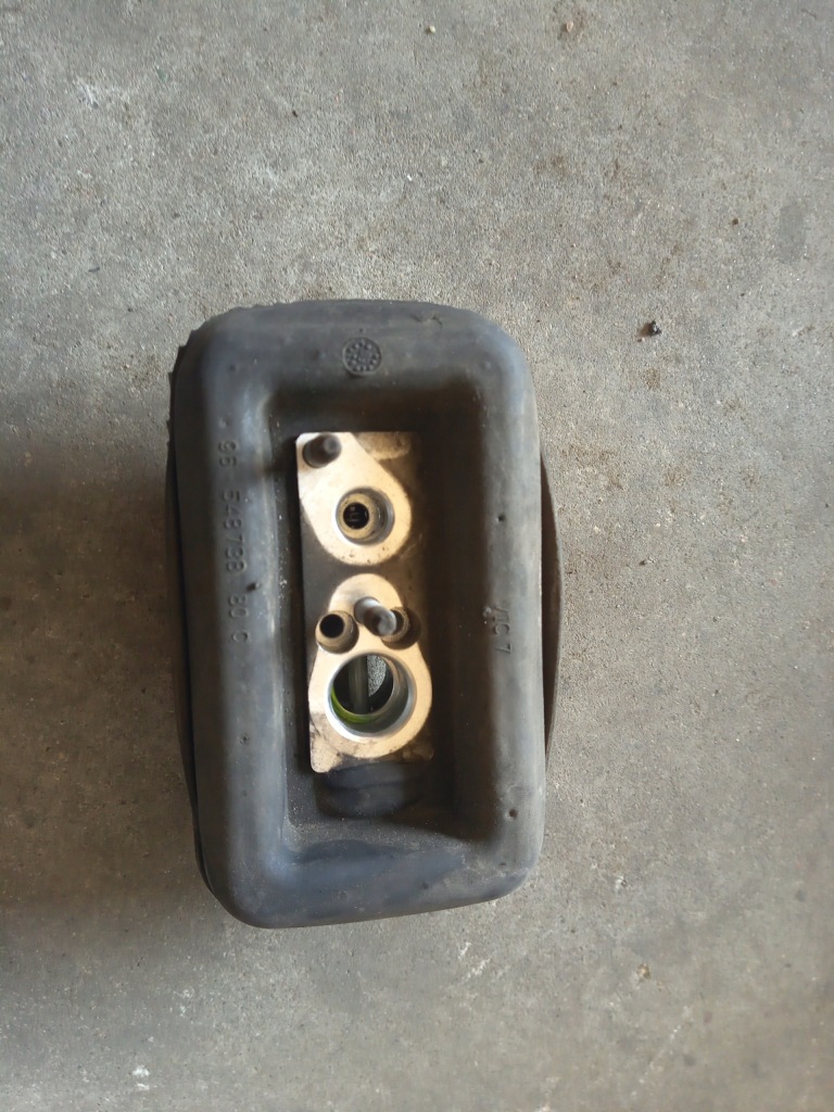 фото №1, Peugeot partner прокладка клапана расширительный 9654873880