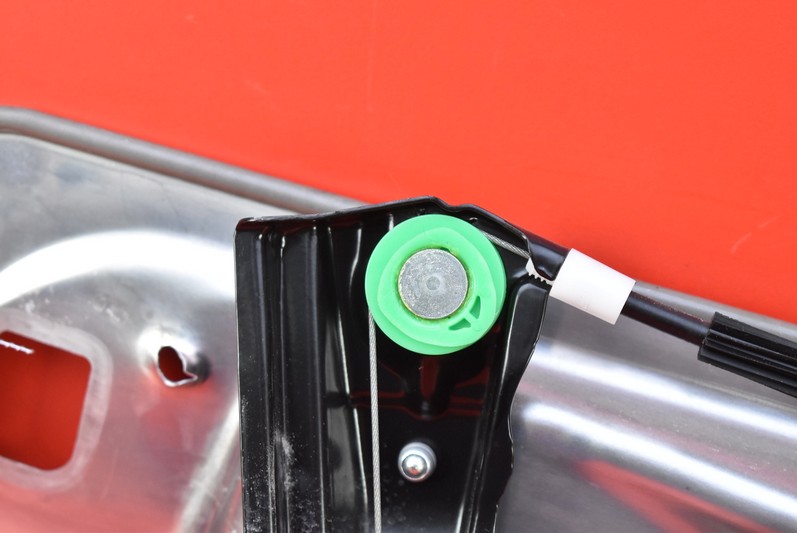 фото №13, Підйомник скло правий перед eu a2128201102 mercedes e-klasa w212 09-16