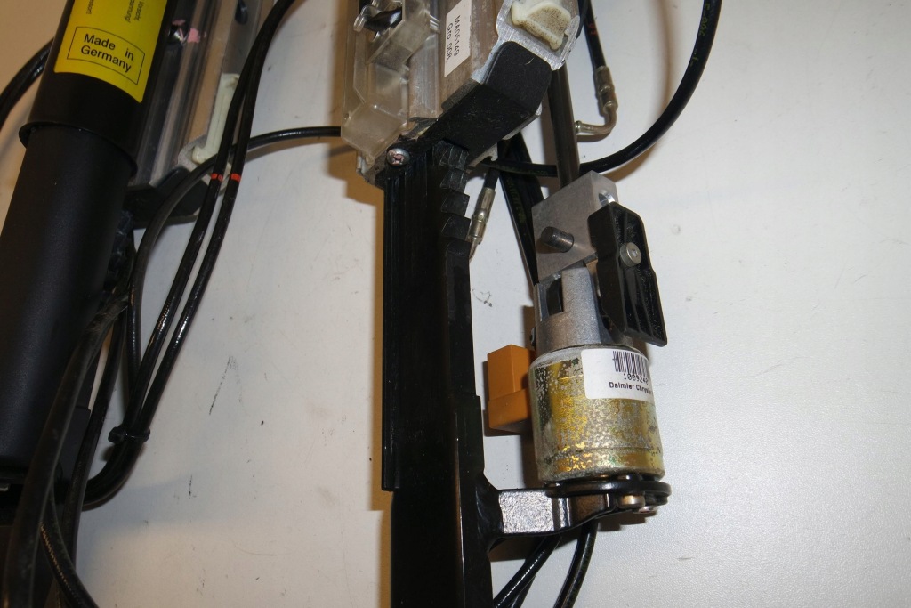 Mercedes-benz sl r230 2005 інша частина підвіска Оригінал