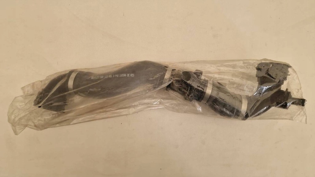 фото №1, Bentley труба 3u0122051d nowa