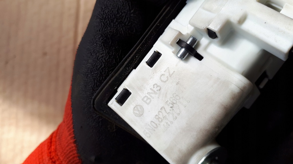 фото №9, S4 b8 a4 ручка кришки багажника 5n0827566t a5 8t