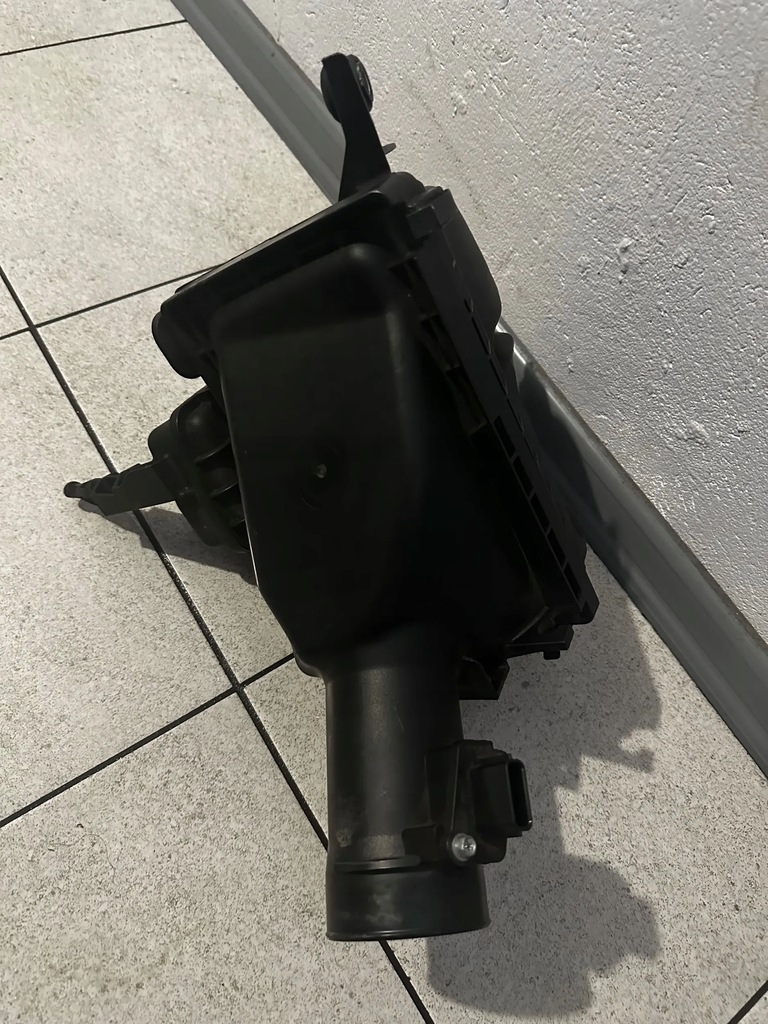 фото №6, Infiniti q50 3.5 гибрид корпус фильтра воздуха левая