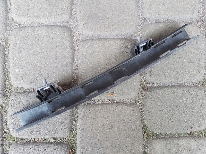 фото №1, Renault captur i направляющая стекло левый задняя