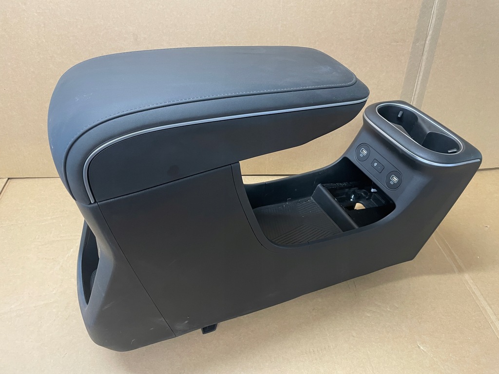 фото №11, Hyundai ioniq 5 сидіння заднє сидіння обшивки комплект стан idealny електричний шкіра