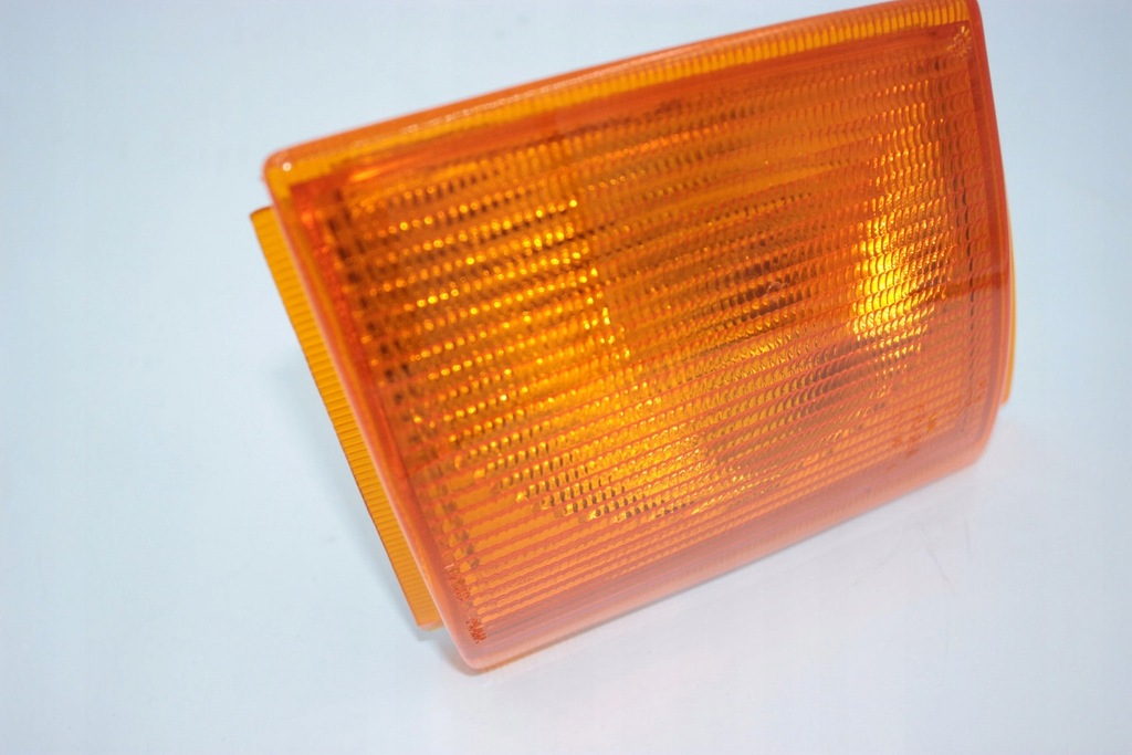 фото №1, Поворотник polcar 324519-e