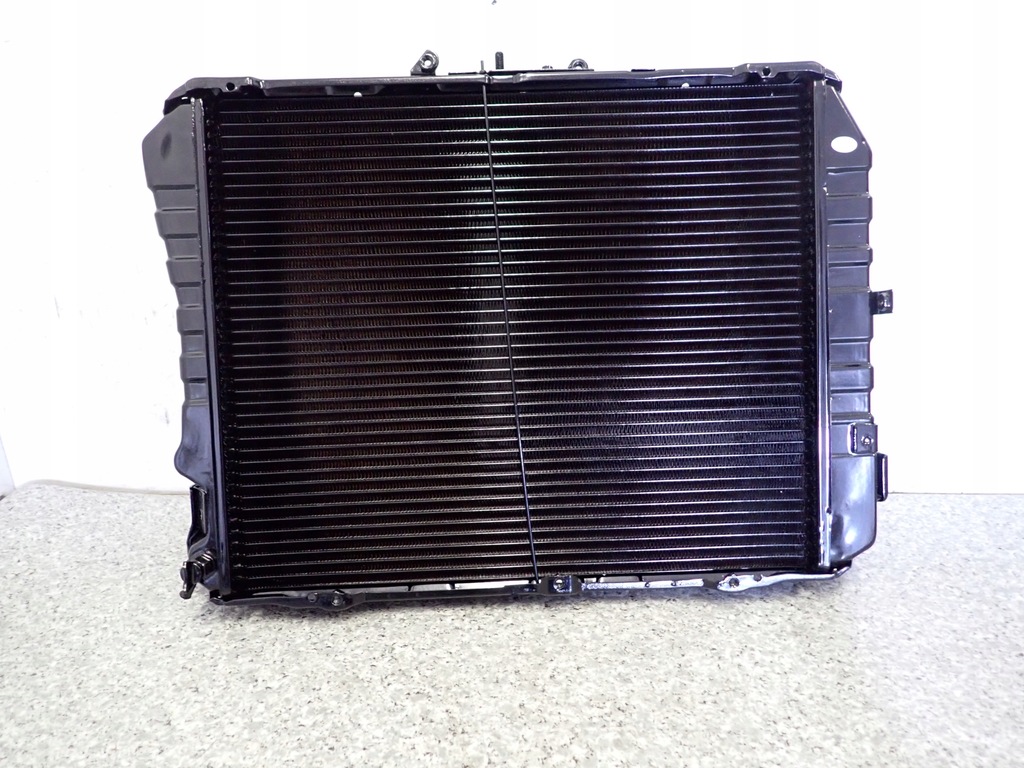 фото №1, Toyota hiace 2.4td 89-95 радиатор wody nowa