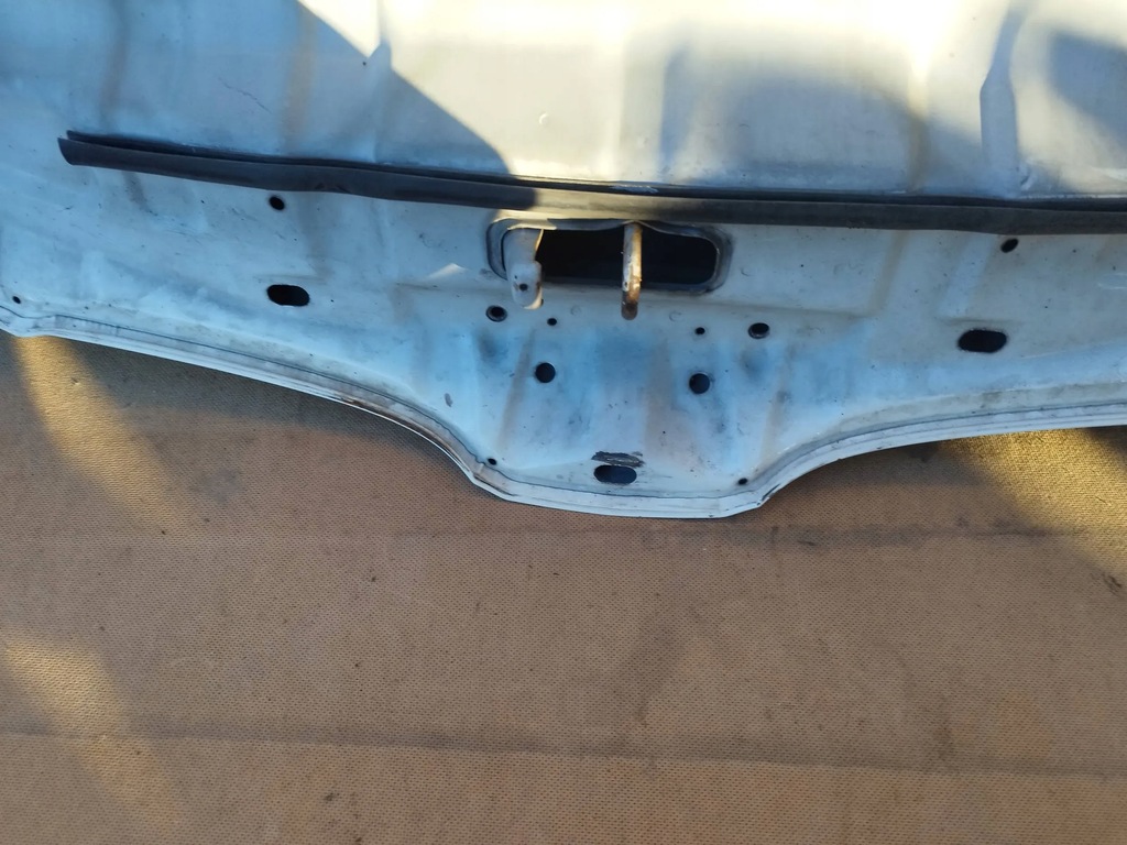 фото №11, Nissan almera n16 2004 капот перед