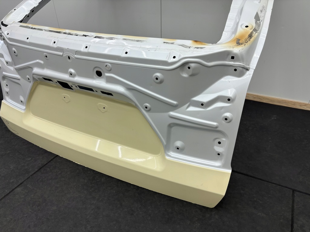 фото №9, Toyota bz4x кришка багажника багажника задня задня