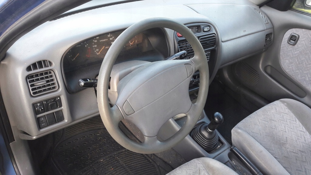 фото №8, Лампа права передня suzuki baleno 98r 1.3