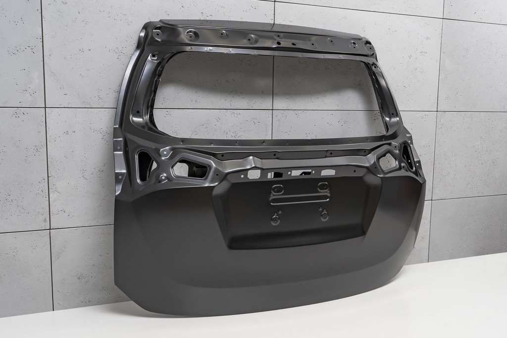 фото №8, Toyota rav4 iv xa40 2013-2015 przed faceliftingiem крышка багажника задняя 670050r100