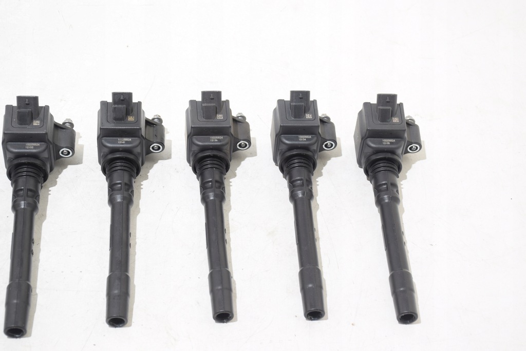фото №9, Bmw g30 g11 g15 g16 g05 g06 g07 n63b44d 4.4 катушка зажигания - комплект 8-szt