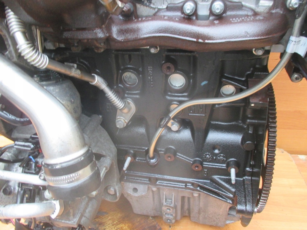 фото №9, Opel insignia astra j 2.0 cdti a20dth a20dt вали розподільного валу 55574600 rurkowe