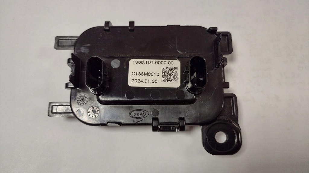 Bmw ix i20 датчик радар pieszego подушка безпеки c133m0010 1366101000000 Оригінал