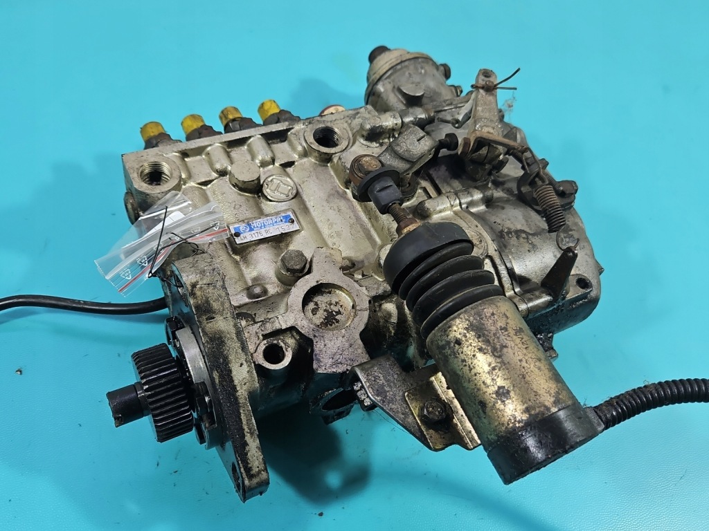 Купити Насос упорскування lublin 3 4m3176rc1537 rv5m40020503356 4m3176rc 2.4 td