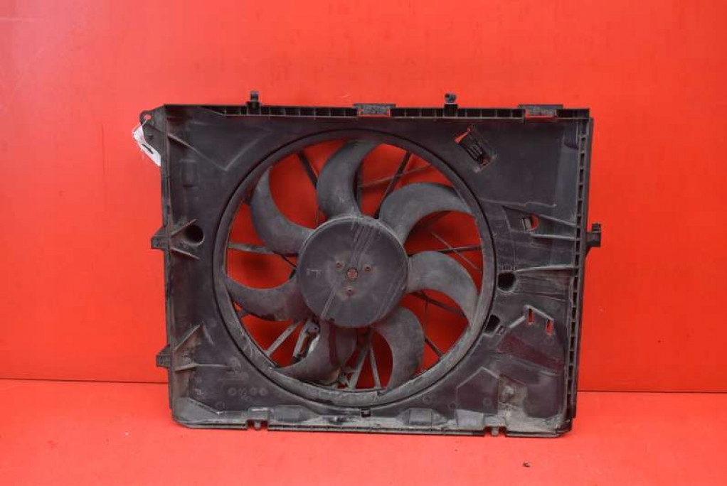 Вентилятор 7563259 bmw e90 e91 2.0i 04-10 Недорого