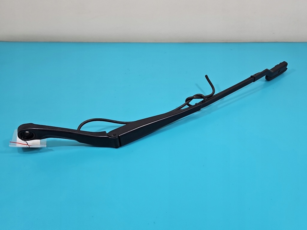 фото №1, Рычаг дворники левая tesla model 3 2017- 1076728-00-d