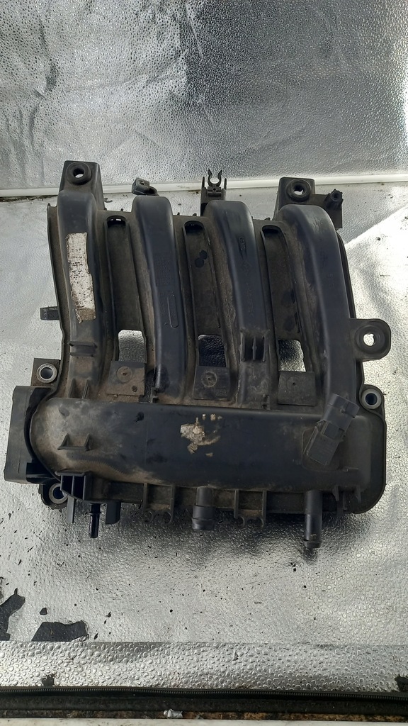 фото №1, Коллектор всасывающий renault clio iii 07r 1.2b 820076235