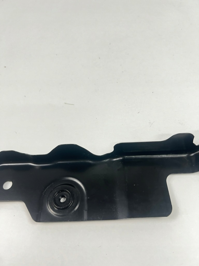 фото №11, Audi a3 2013 - 2020 wpsornik кронштейн крила перед лівий 8v0809075