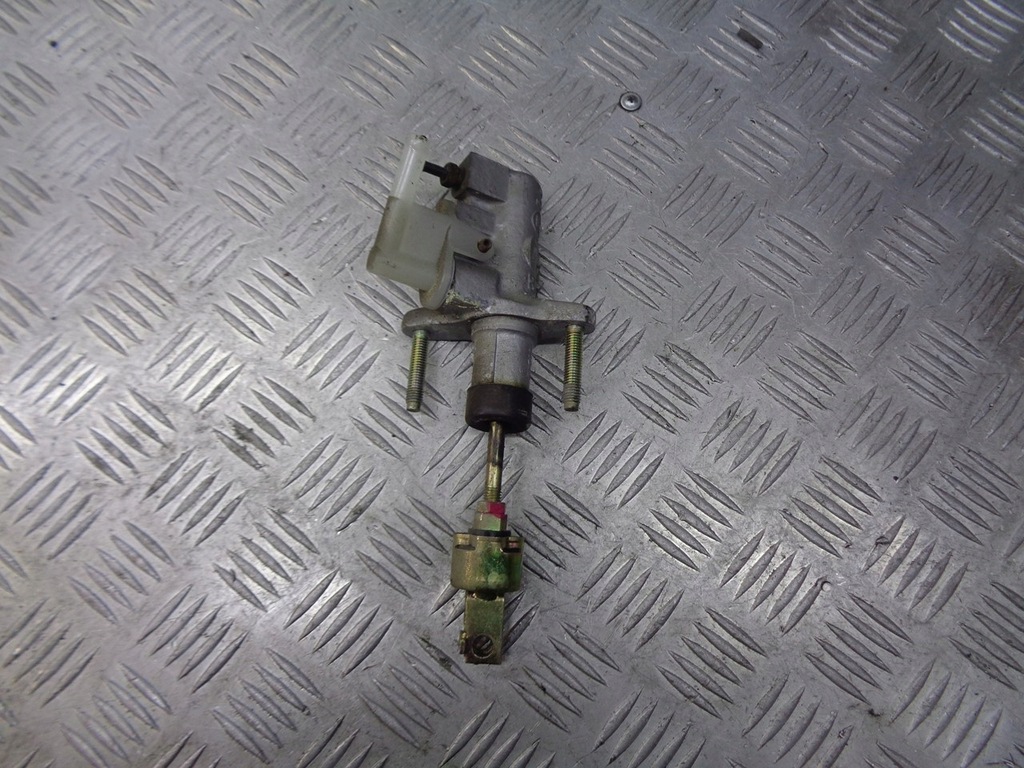 фото №1, Помпа сцепления toyota corolla verso 2.0 d4d