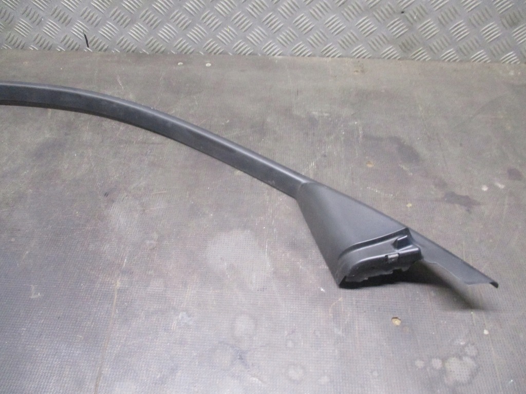 фото №4, Рамка двері лівий перед 7060205 bmw e91 04-12r