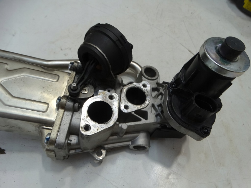 фото №16, Радіатор вихлопних газів egr polo 1.2tdi pierburg 11r.