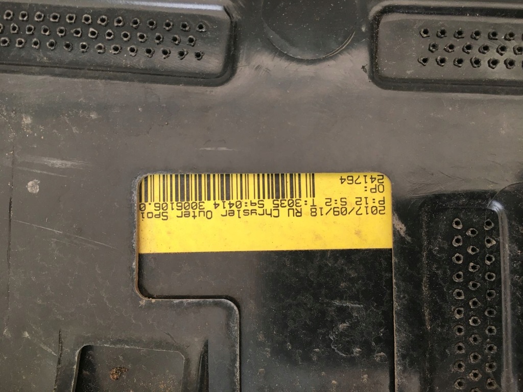 фото №16, Chrysler pacifica 17- спойлер козирок кришки задня