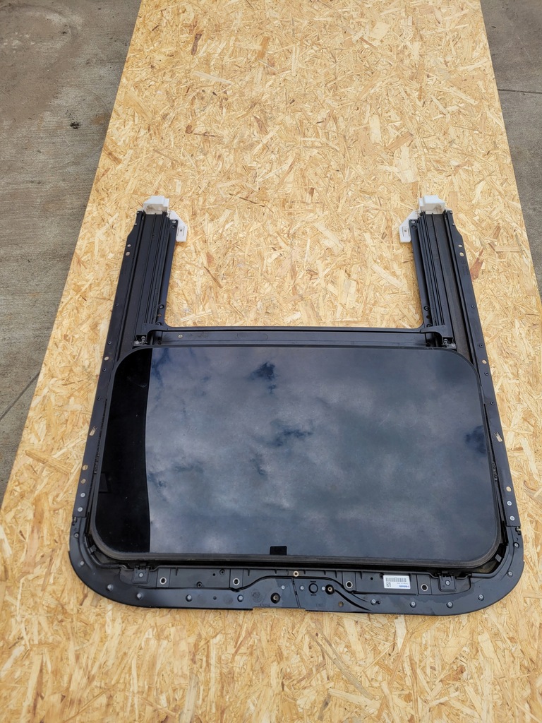 фото №1, Люк комплект audi a6 c6 sedan 4f5877043f