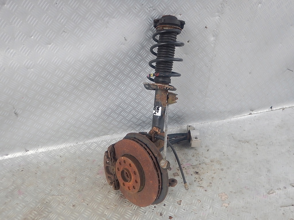 фото №1, Vw passat b6 1.9 tdi левая поворотный кулак перед рычаг