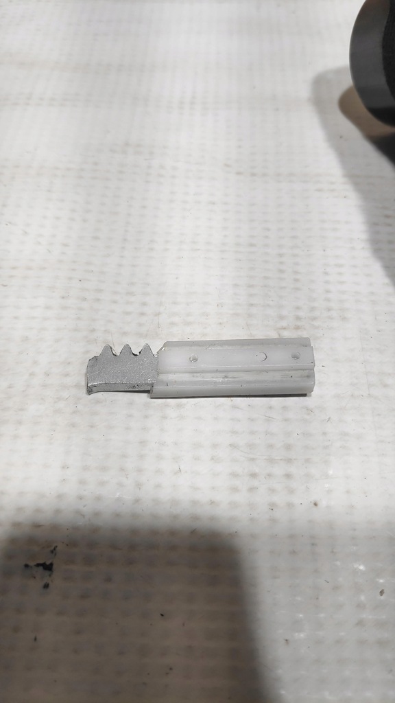 фото №8, Электрический замок привод крышки задняя toyota c-hr