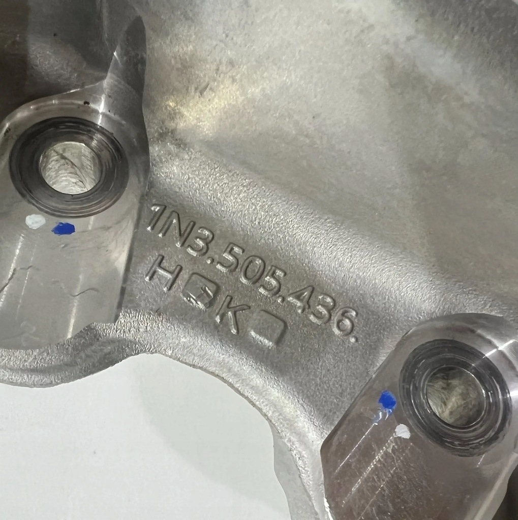 фото №12, Поворотный кулак задняя правая volkswagen id buzz