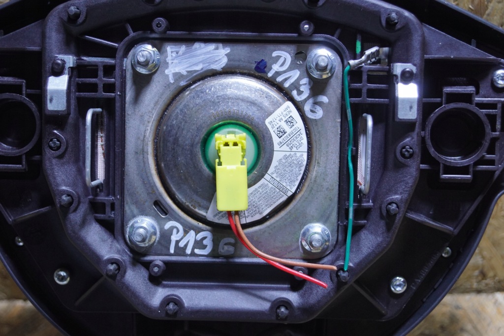 фото №5, Nissan qashqai j10 подушка подушка безопасности руля