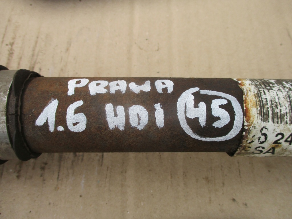 Привідний вал права 9624445180 citroen peugeot 1.6hdi в Україні