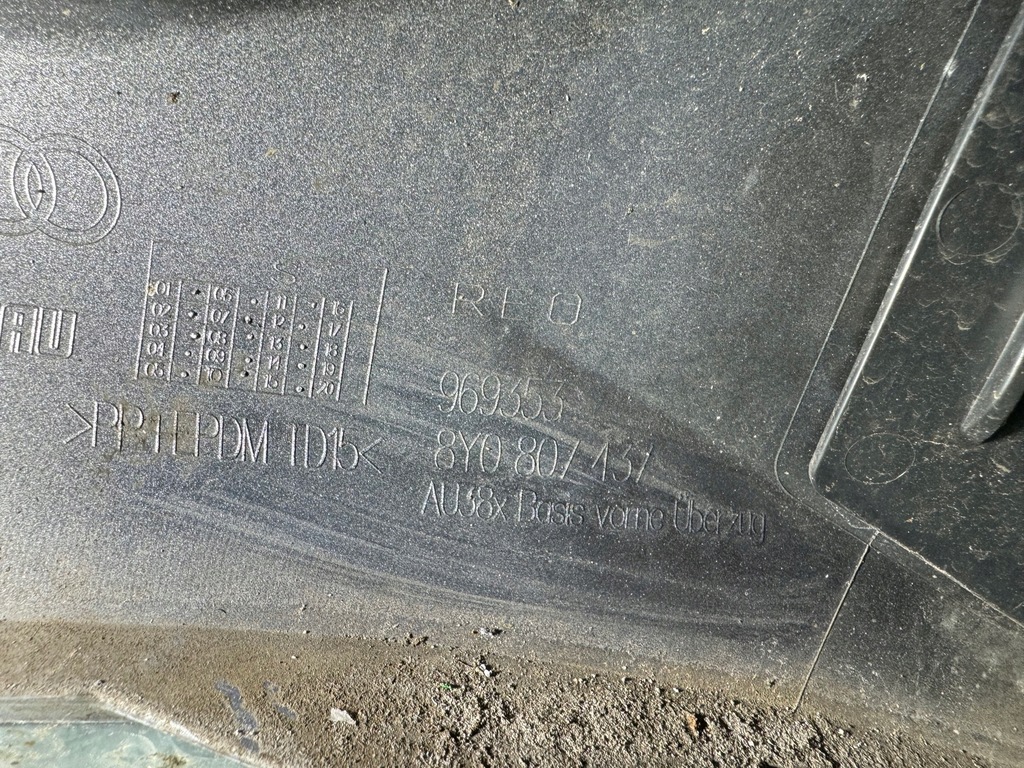 фото №6, Audi a3 8y0 бампер передній