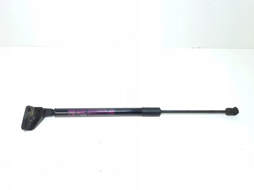 фото №1, Kia stonic привод амортизатор задний крышки правый