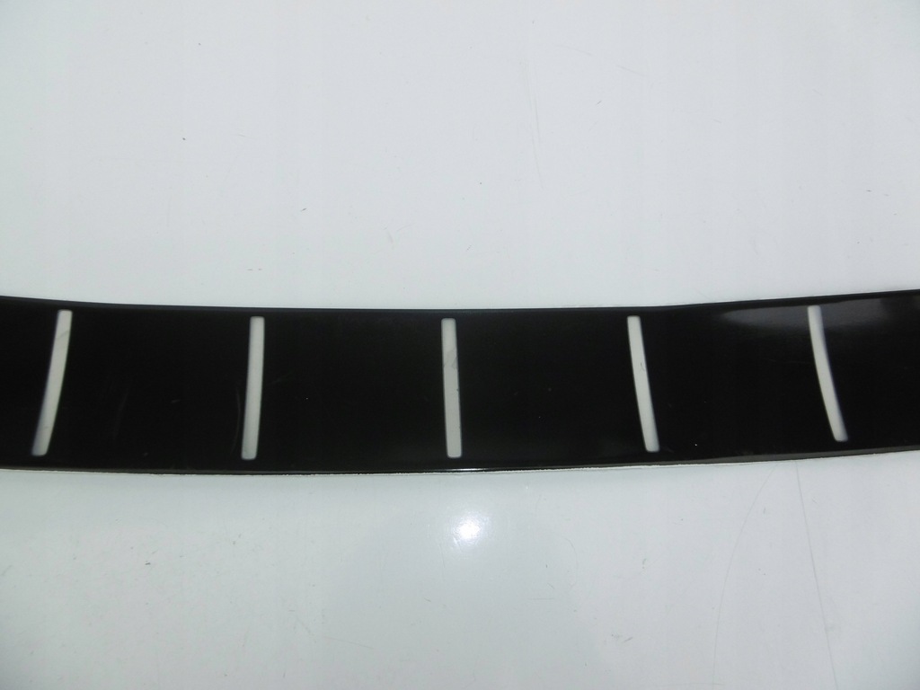 фото №5, Накладка наклейка бампера задняя lift volvo v70 iii