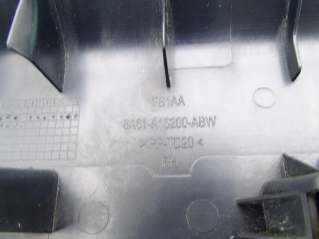 Ford fiesta mk7 08-17 захист  порога  правий передні  5d 8a61-a13200-abw Доставка