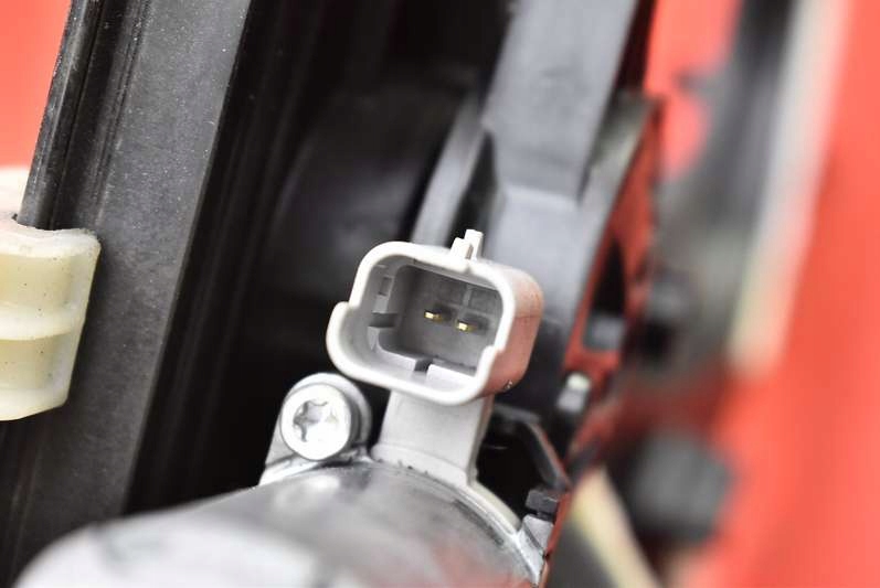 фото №6, Підйомник скло правий перед eu 9817212080 toyota proace city 16-21