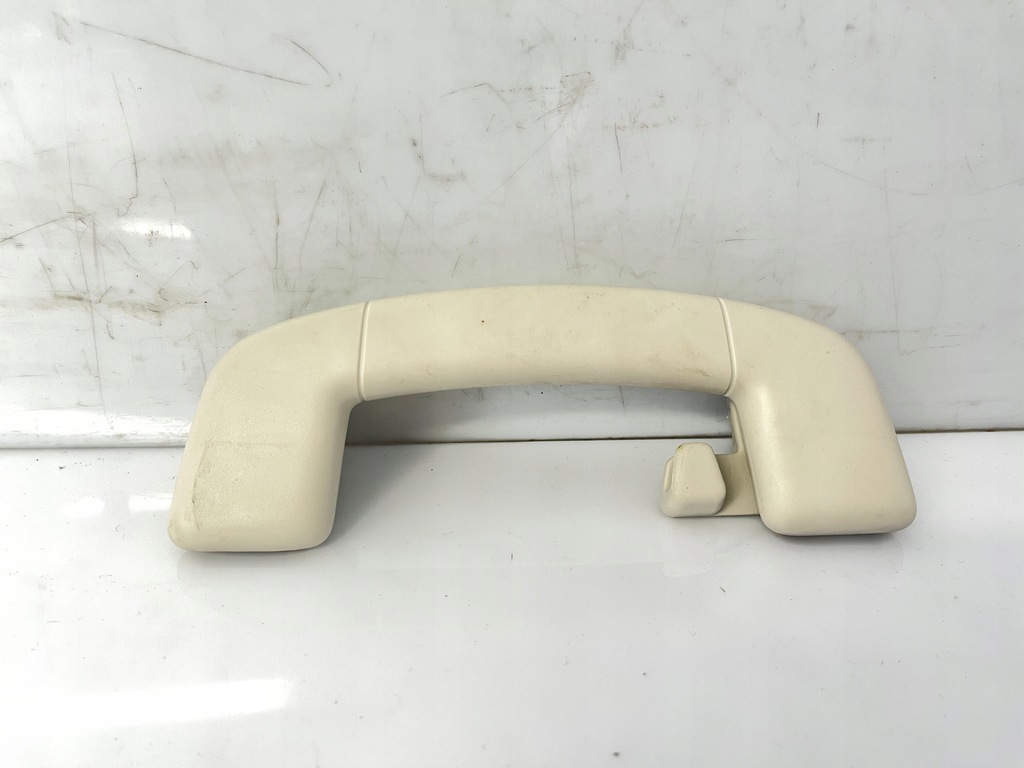 фото №1, Vw passat b8 ручка кронштейн потолочный задняя задняя 3g0857643b
