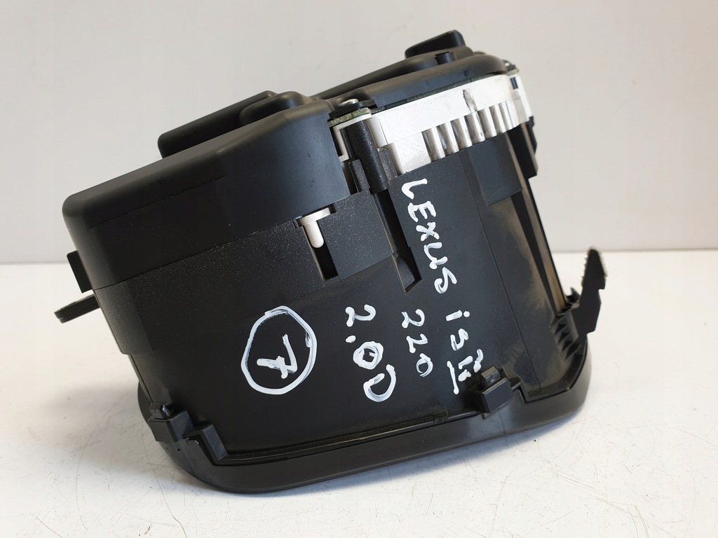 фото №8, Lexus is220 is ii 2.2 d лічильник прилади 83800-53641