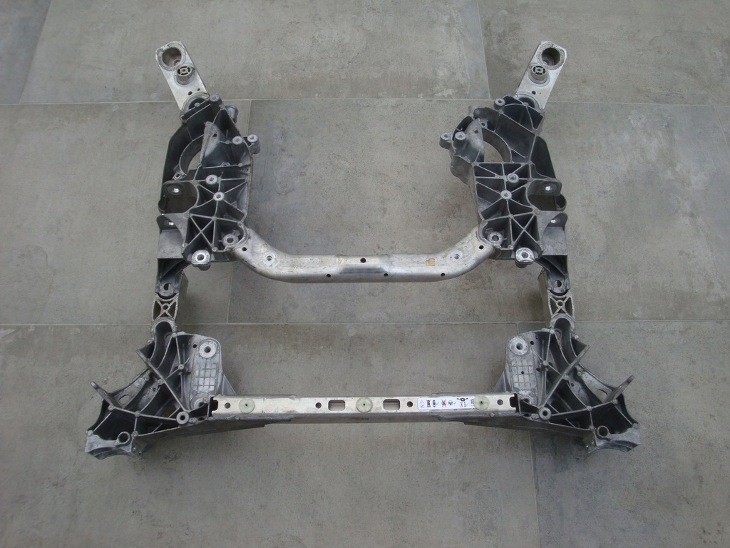 фото №6, Подрамник балка двигателя bmw g30 g11 x-drive - 6887340