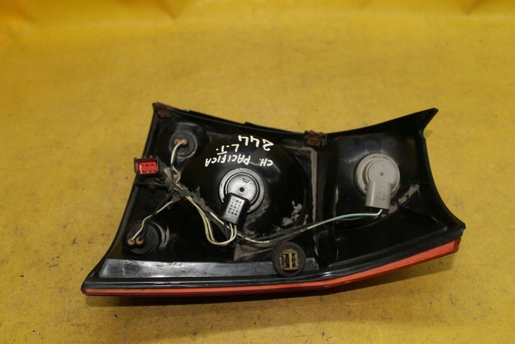 фото №8, Лампа левый задняя задняя pacifica i