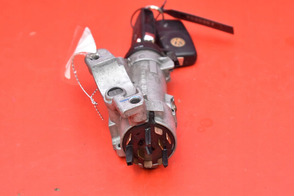 фото №5, Замок запалювання ключ 4b0905851q vw polo 5 v 6r 1.2 12v 70 km 09-15