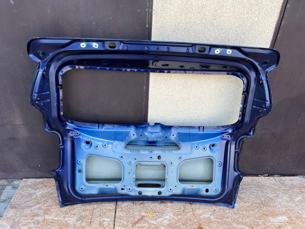 Jeep renegade рестайлинг  крышка багажника задний  багажника ostrów wlkp Недорого