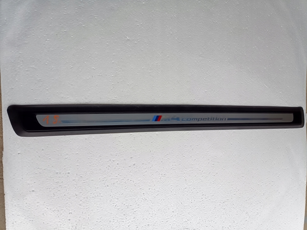 фото №1, Bmw m4 g82 competition молдинг порог правая